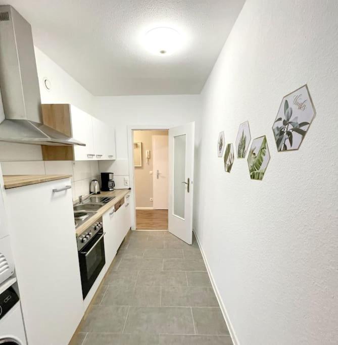 Grosse 3-Zimmer Wohnung, Zentrale Lage. Mülheim an der Ruhr Esterno foto