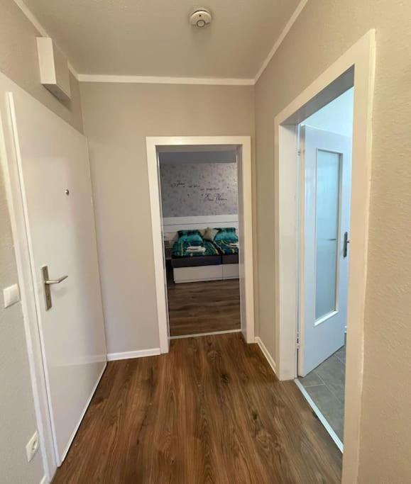 Grosse 3-Zimmer Wohnung, Zentrale Lage. Mülheim an der Ruhr Esterno foto