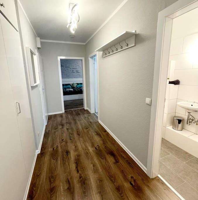 Grosse 3-Zimmer Wohnung, Zentrale Lage. Mülheim an der Ruhr Esterno foto