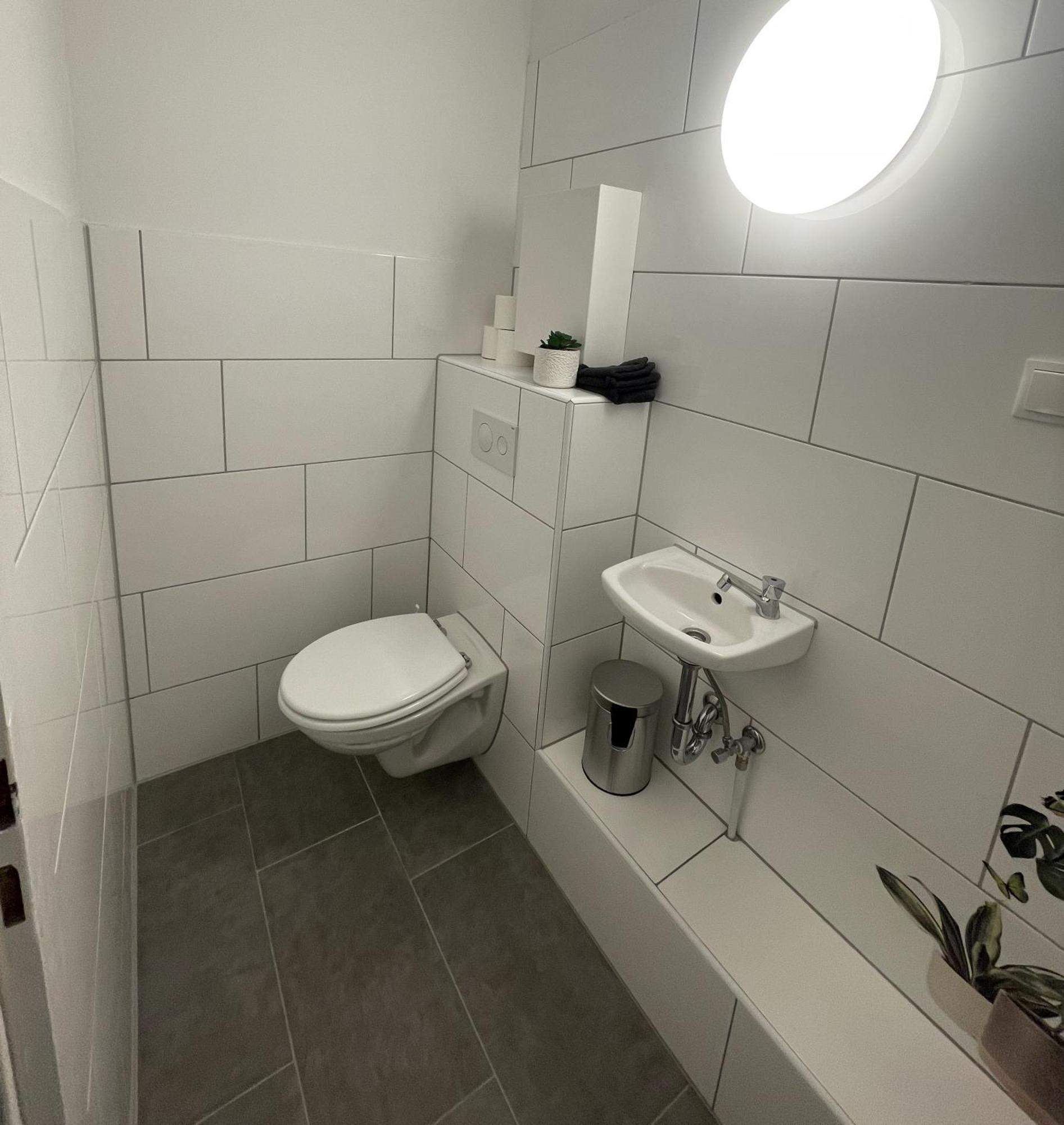 Grosse 3-Zimmer Wohnung, Zentrale Lage. Mülheim an der Ruhr Esterno foto